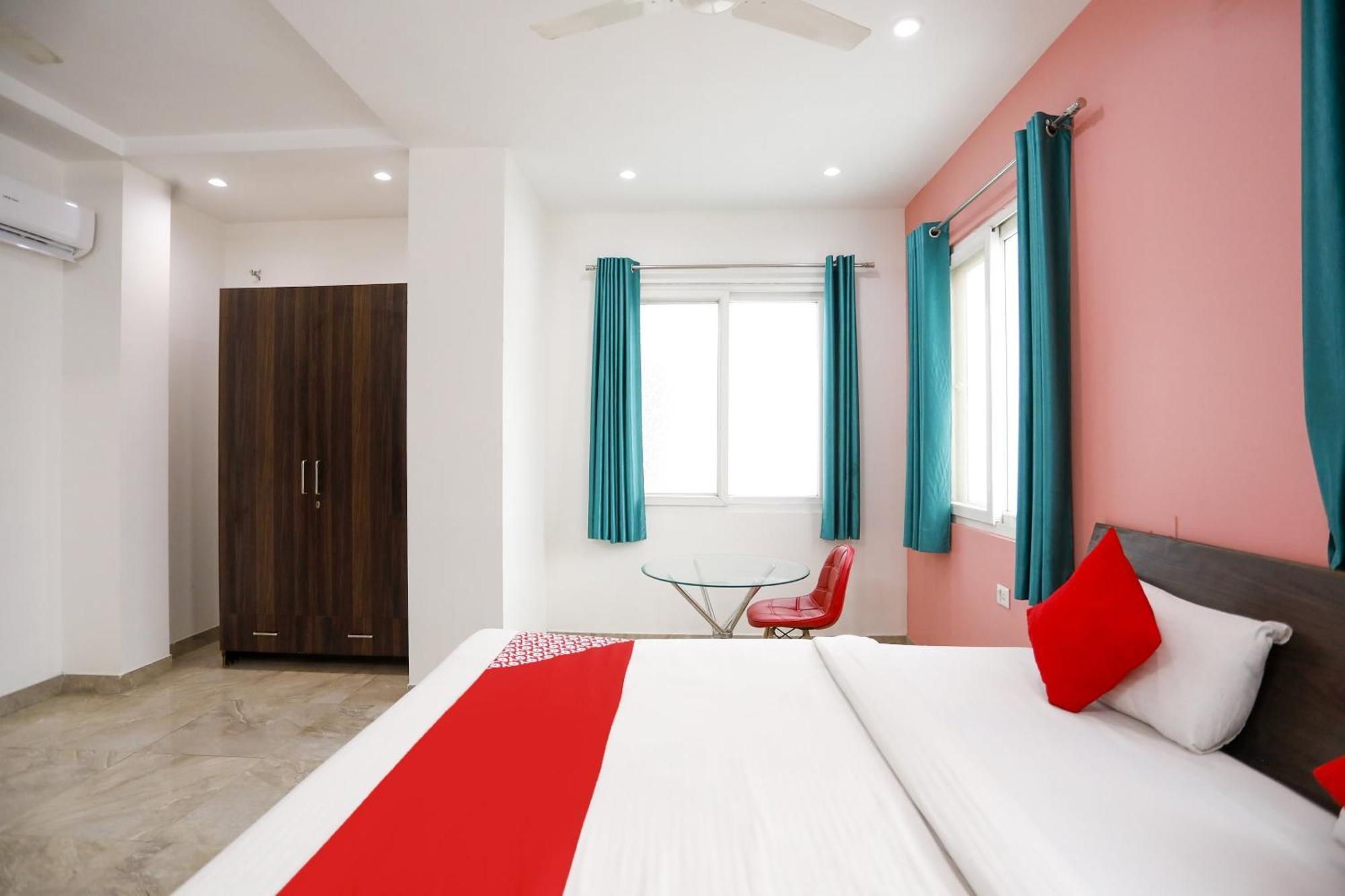 Hotel O Jsb Hotel Faridábád Kültér fotó